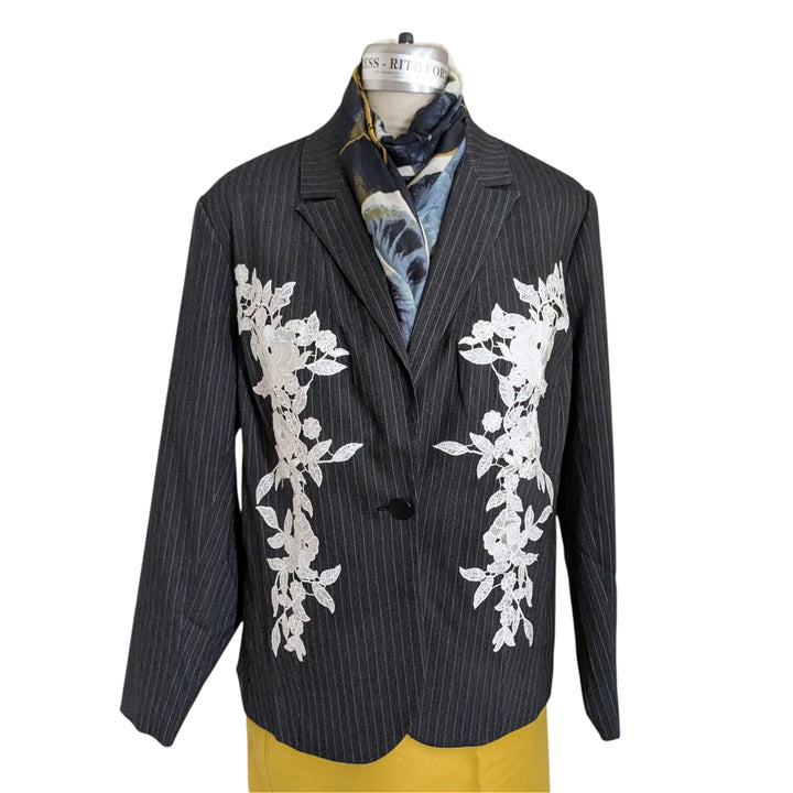Maree Pour Toi Pinstripe Blazer with Applique Size 16