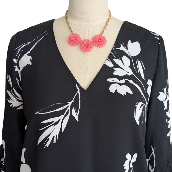 Vince Camuto Black & White Tunic Size Medium