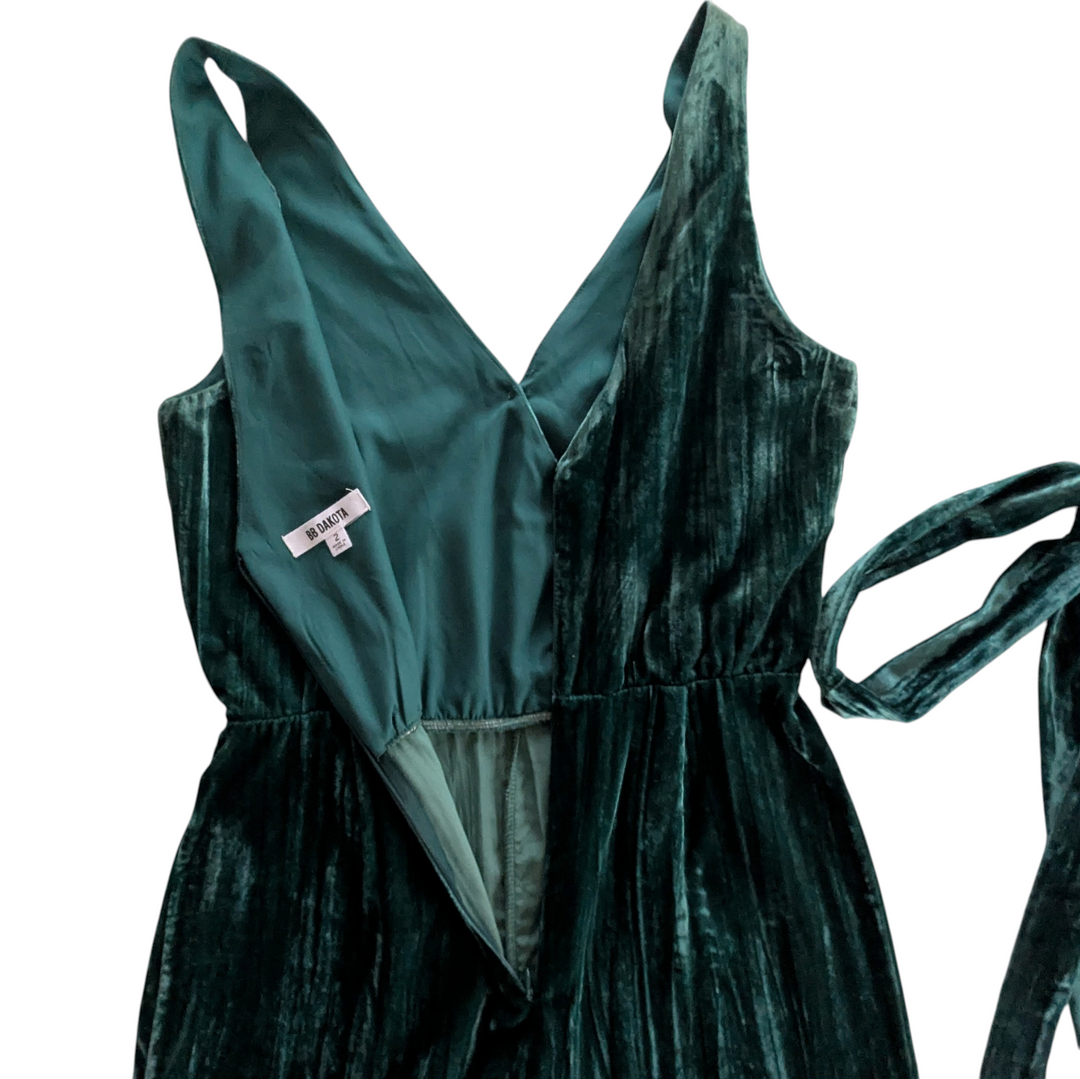 BB Dakota Green Velvet Jumpsuit Size 2