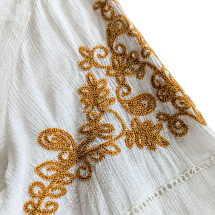 Starling Reine Top Spirit Embroidered Shirt Size Large NWT