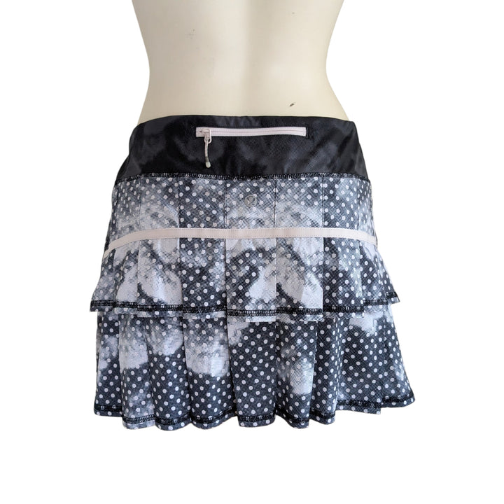Lululemon Pace Setter Skirt in Dream Rose Print Size 8 NWT