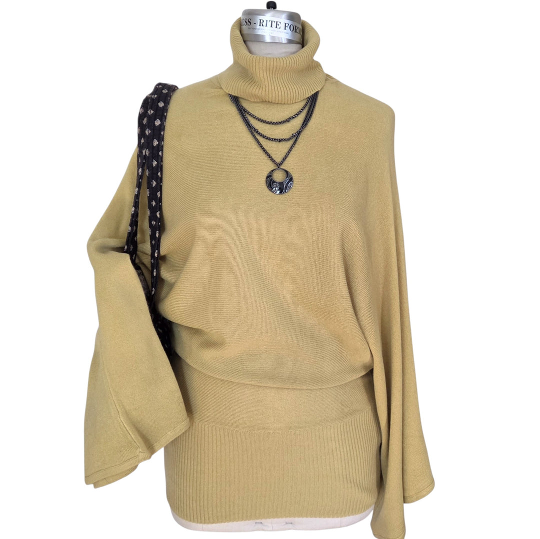 Vertigo Tunic Sweater Size Large