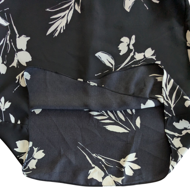 Vince Camuto Black & White Tunic Size Medium