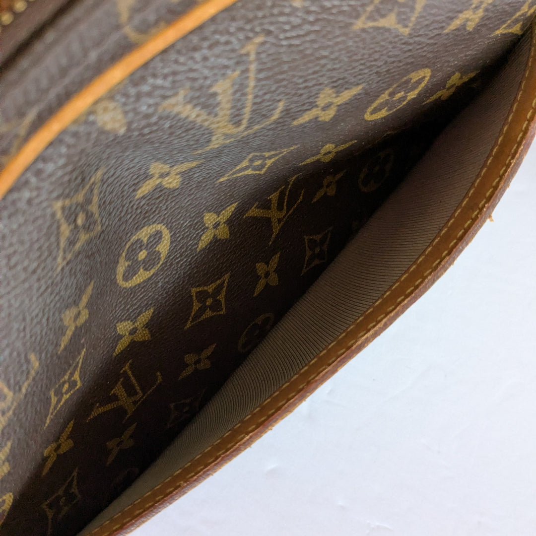 Louis Vuitton Monogrammed Logo Leather Reporter PM Bag