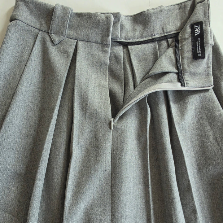 Zara Pleated Midi Skirt Size XS