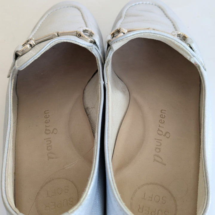 Paul Green Daphne Silver LLoafers Size 8