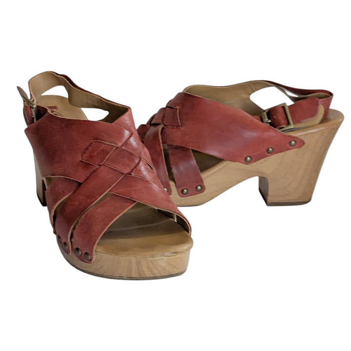 Korks Berengo Leather Heeled Sandals Size 10