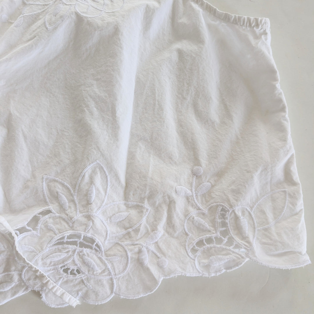 Free Assembly White Crop Top Size 16/18