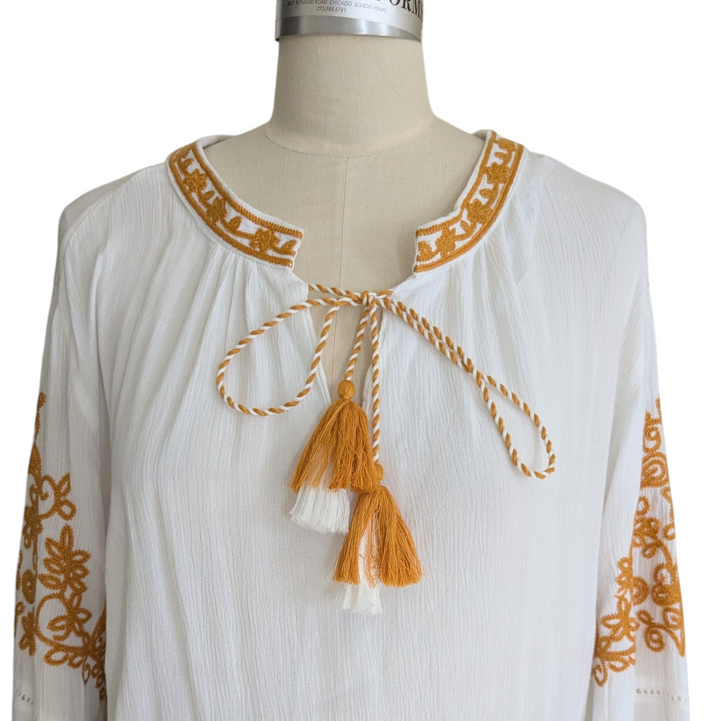 Starling Reine Top Spirit Embroidered Shirt Size Large NWT