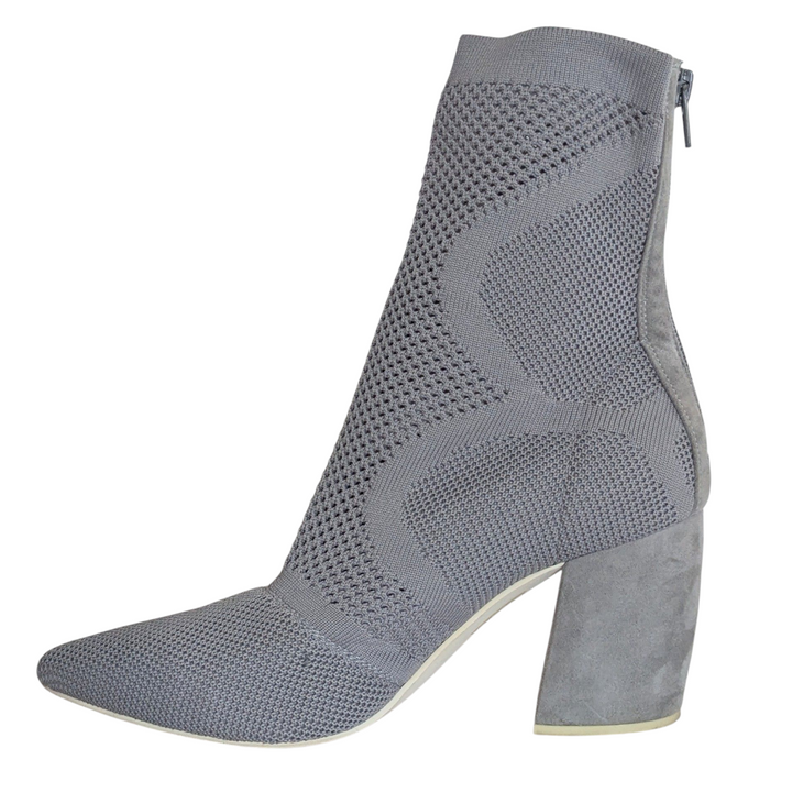 Jeffrey Campbell Silver Sock Bottles Size 7