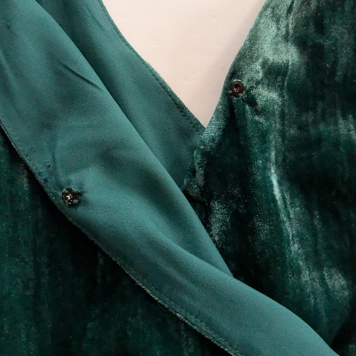 BB Dakota Green Velvet Jumpsuit Size 2