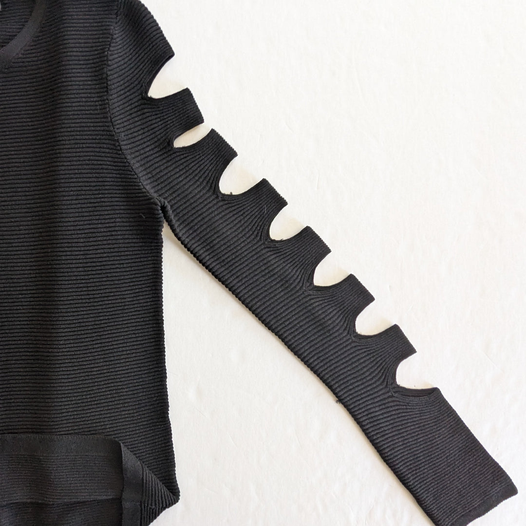 Skull Cashmere Ribbed Knit Sweater Size Medium