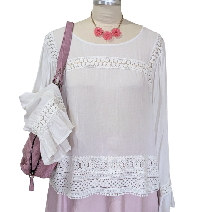 Sisters White Peasant Top Size Large