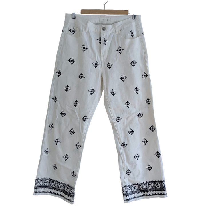 Amee White Embroidered Jeans Size XL