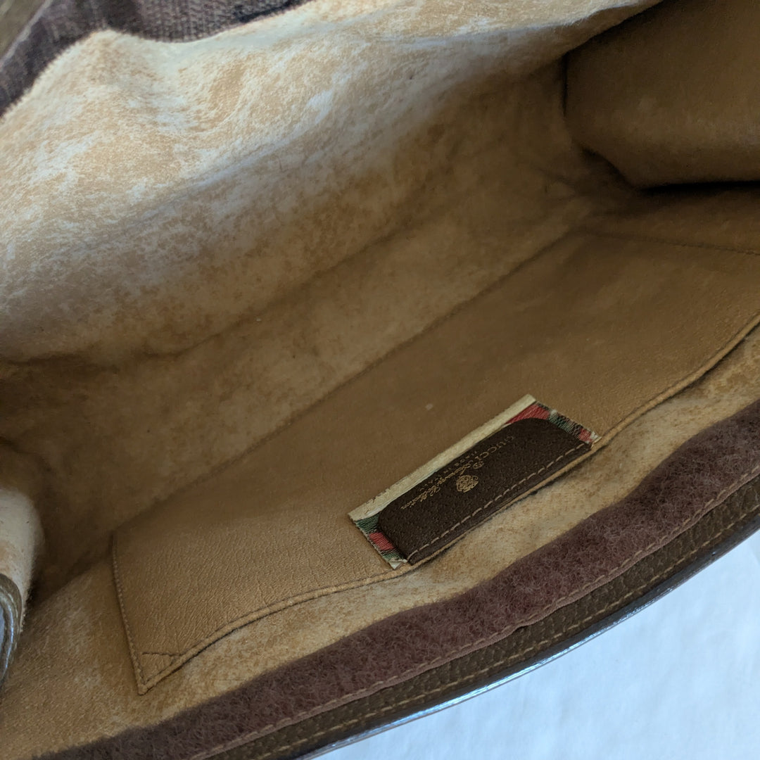 Gucci GG Supreme Sherry Line Vintage Clutch
