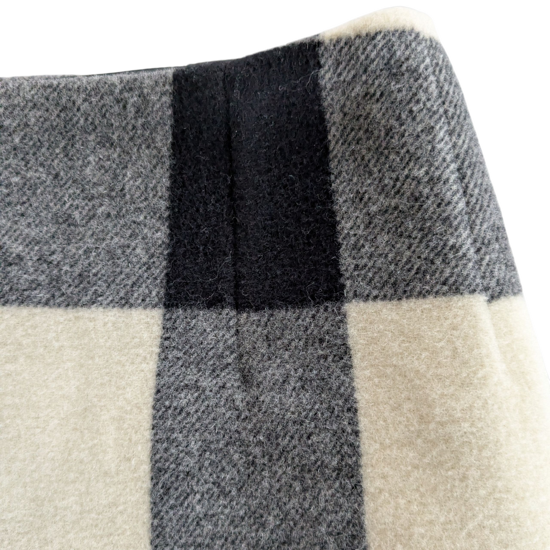 MaxMara Buffalo Plaid Wool Skirt Size 6