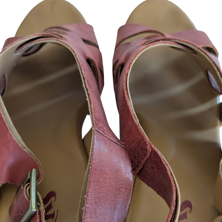 Korks Berengo Leather Heeled Sandals Size 10