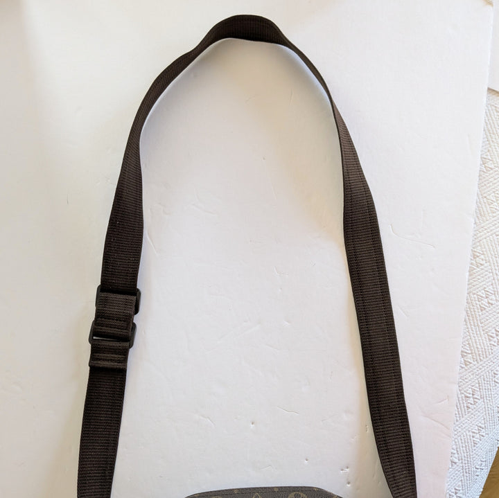 Louis Vuitton Monogrammed Logo Leather Reporter PM Bag