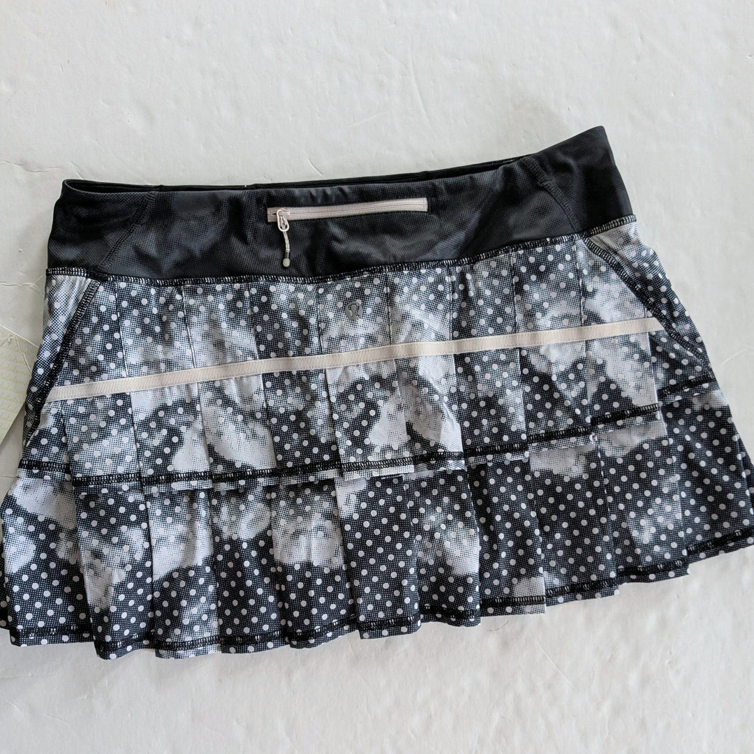 Lululemon Pace Setter Skirt in Dream Rose Print Size 8 NWT