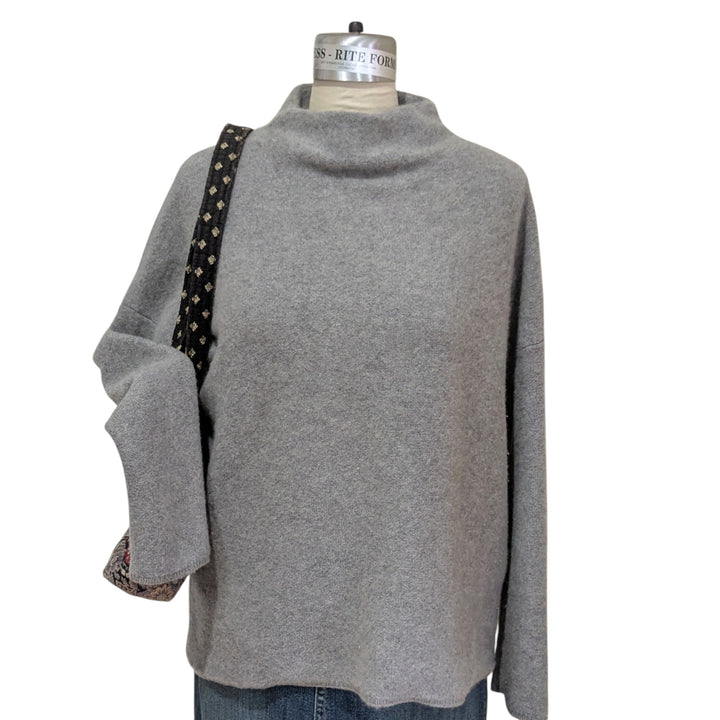 Vince Grey Cashmere Sweater Size Large