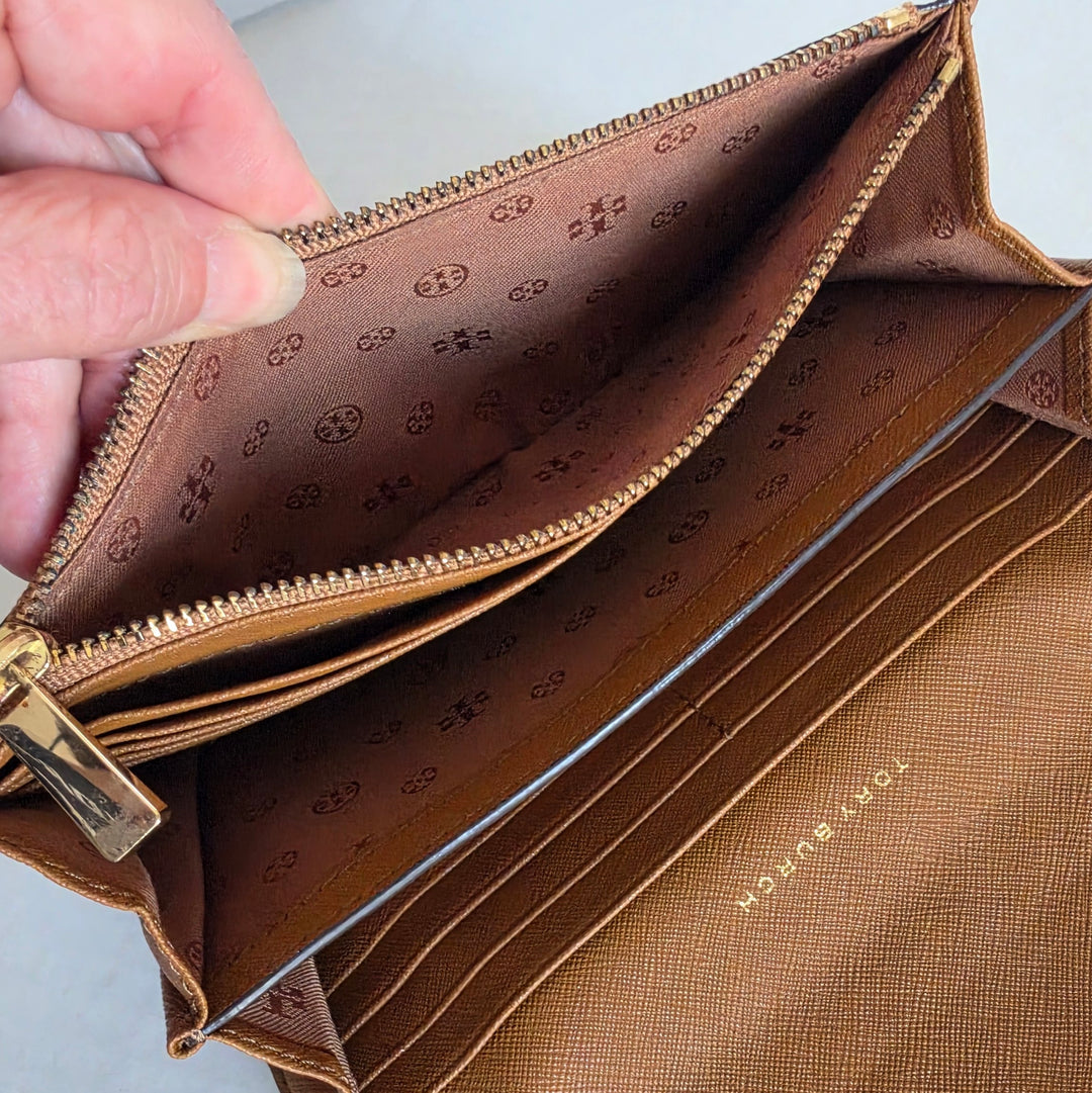 Tory Burch Robinson Crossbody Wallet