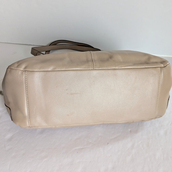 Coach Gallery Shoulder Bag 19252
