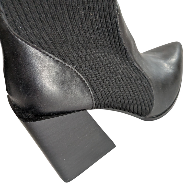 Steve Madden Tackle Sock Boots Size 6.5