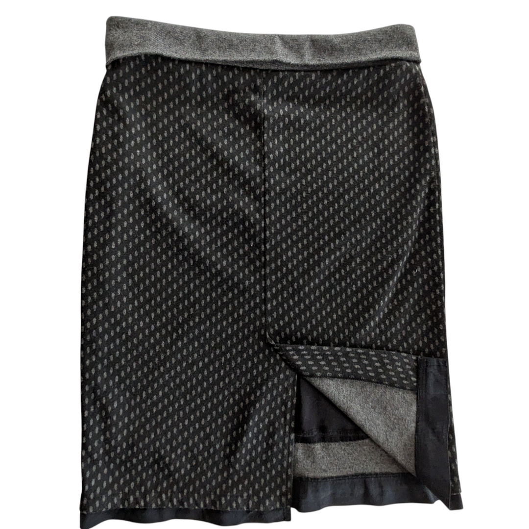 Neesh by D.A.R Knit Skirt Size Small