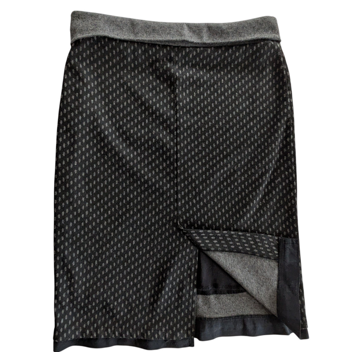 Neesh by D.A.R Knit Skirt Size Small