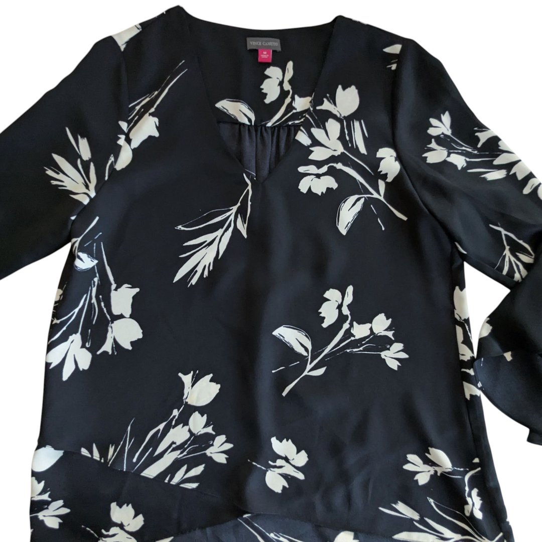 Vince Camuto Black & White Tunic Size Medium