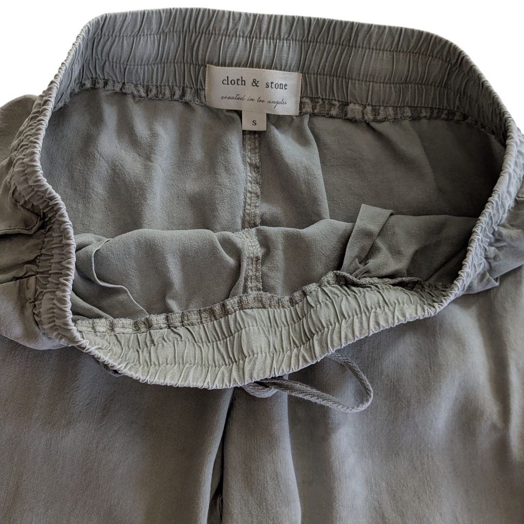 Cloth & Stone Joggers Size Small