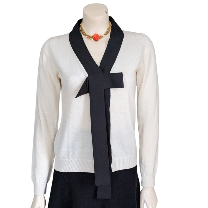 Few Moda Cardigan Size Medium