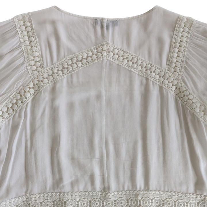 Sisters White Peasant Top Size Large