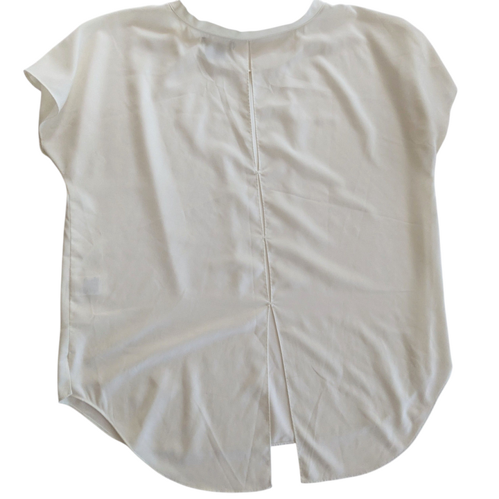 Trouve Cream Blouse Size Medium