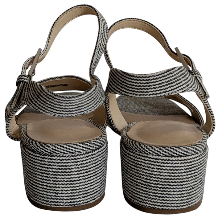 Clarks Sandals Size 7