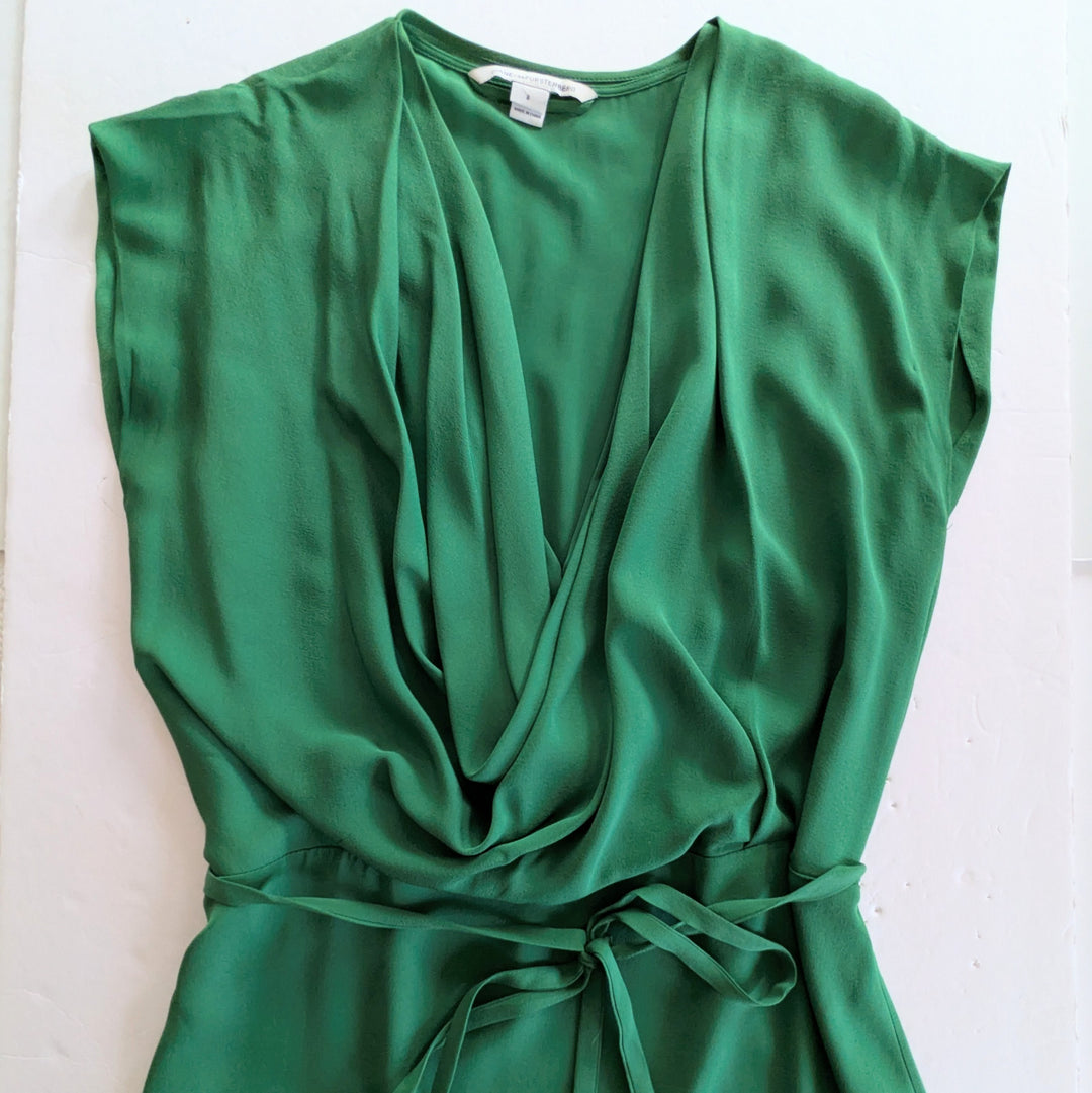 Diane von Furstenberg New RearySilk Dress Size 8