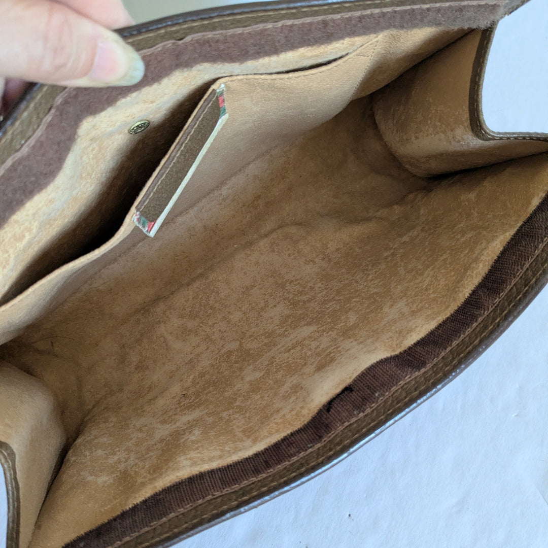 Gucci GG Supreme Sherry Line Vintage Clutch