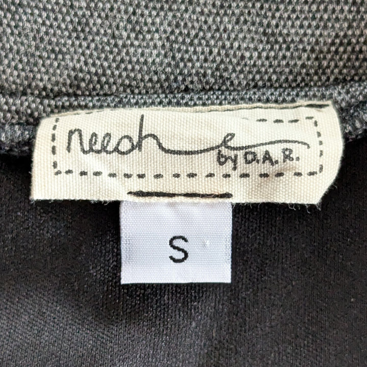 Neesh by D.A.R Knit Skirt Size Small