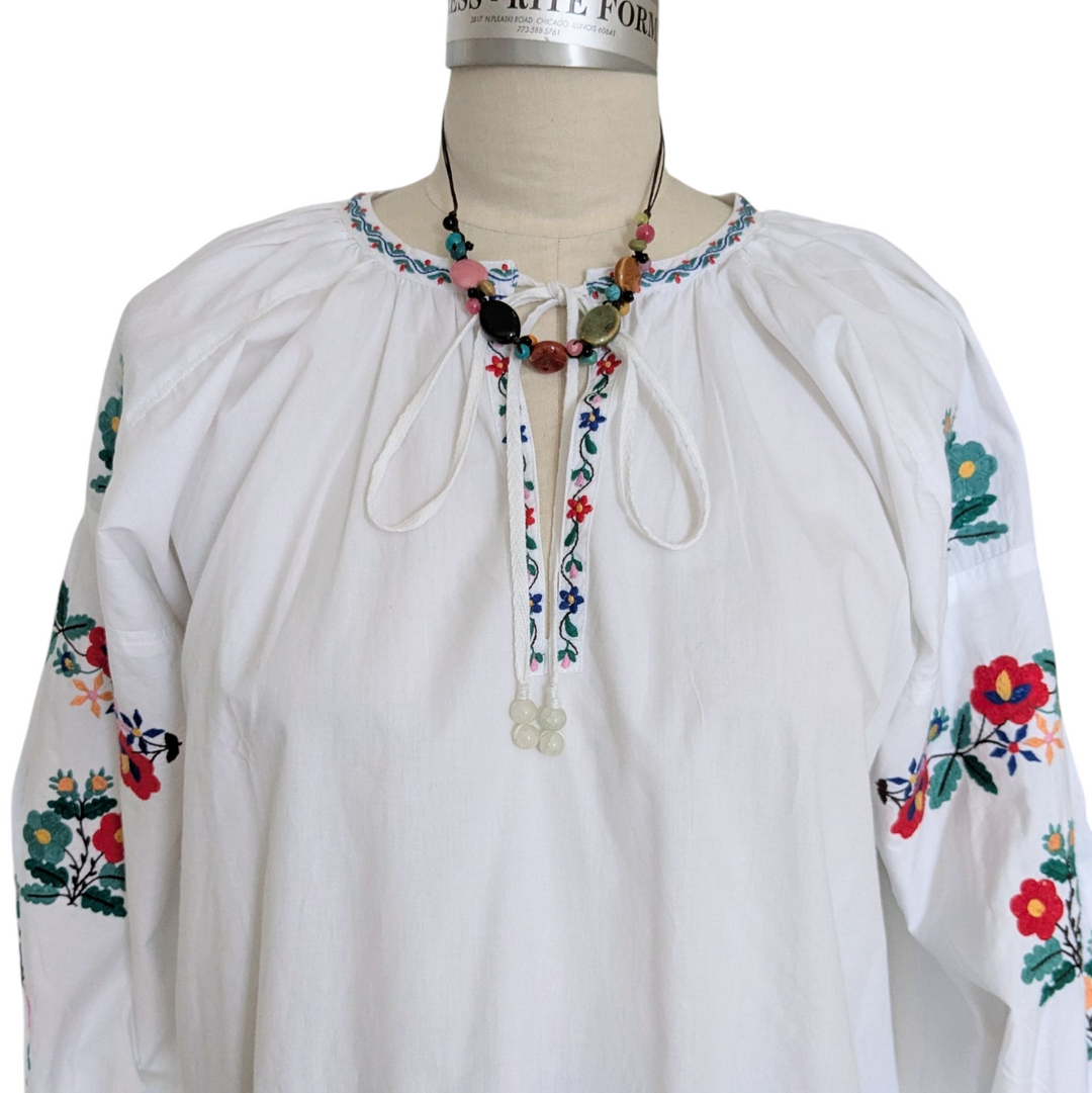 Love the Label Top Size Medium