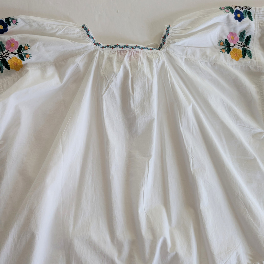 Love the Label Top Size Medium