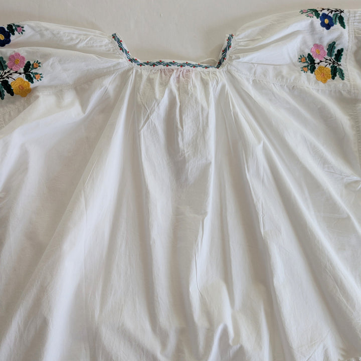 Love the Label Top Size Medium