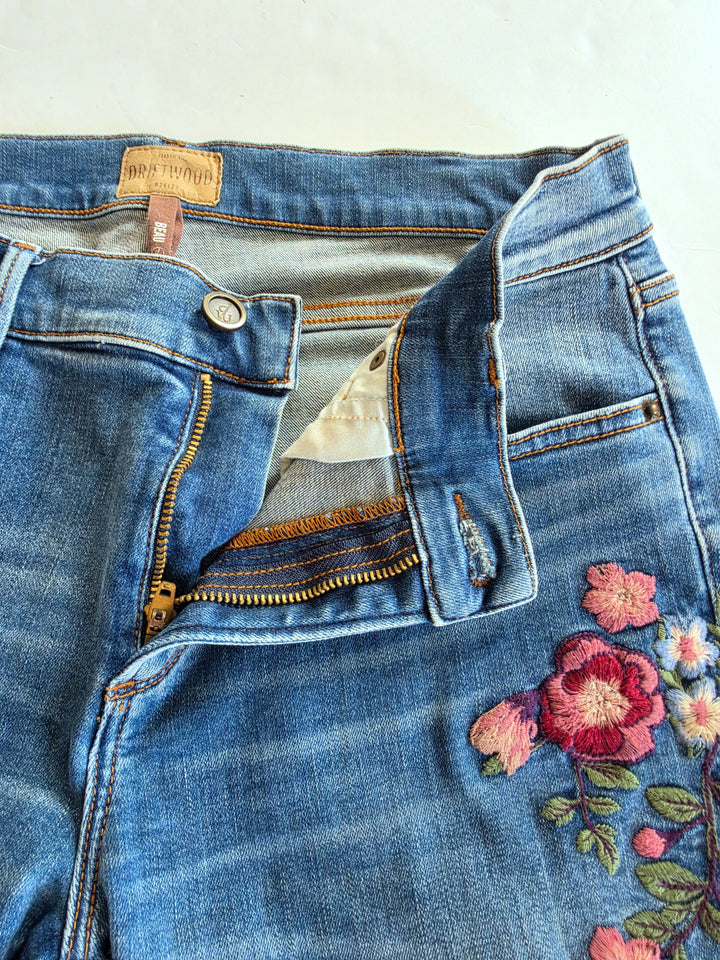Driftwood Embroidered Jeans Size 26