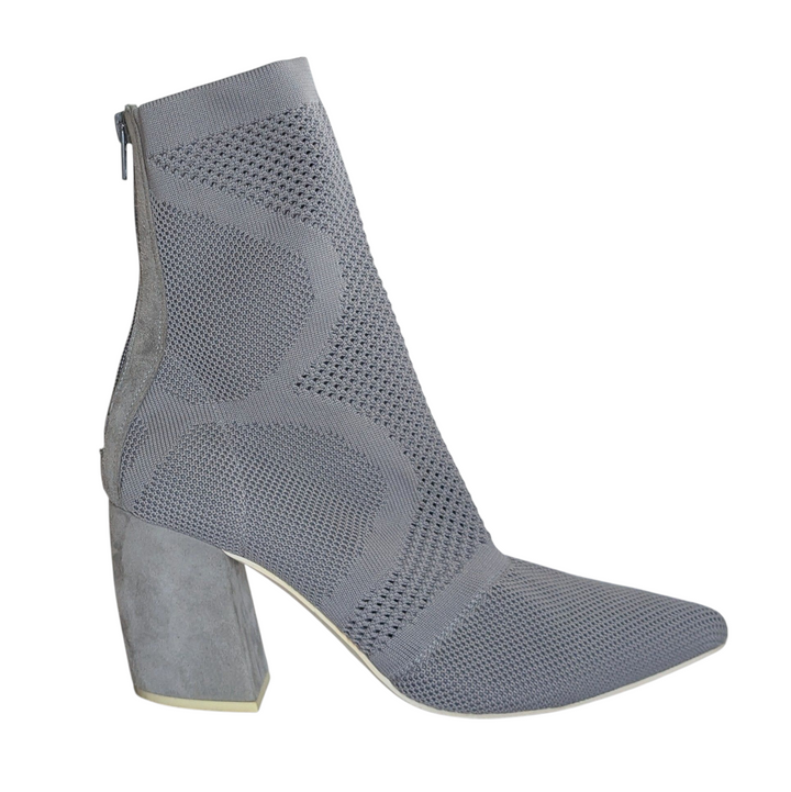 Jeffrey Campbell Silver Sock Bottles Size 7