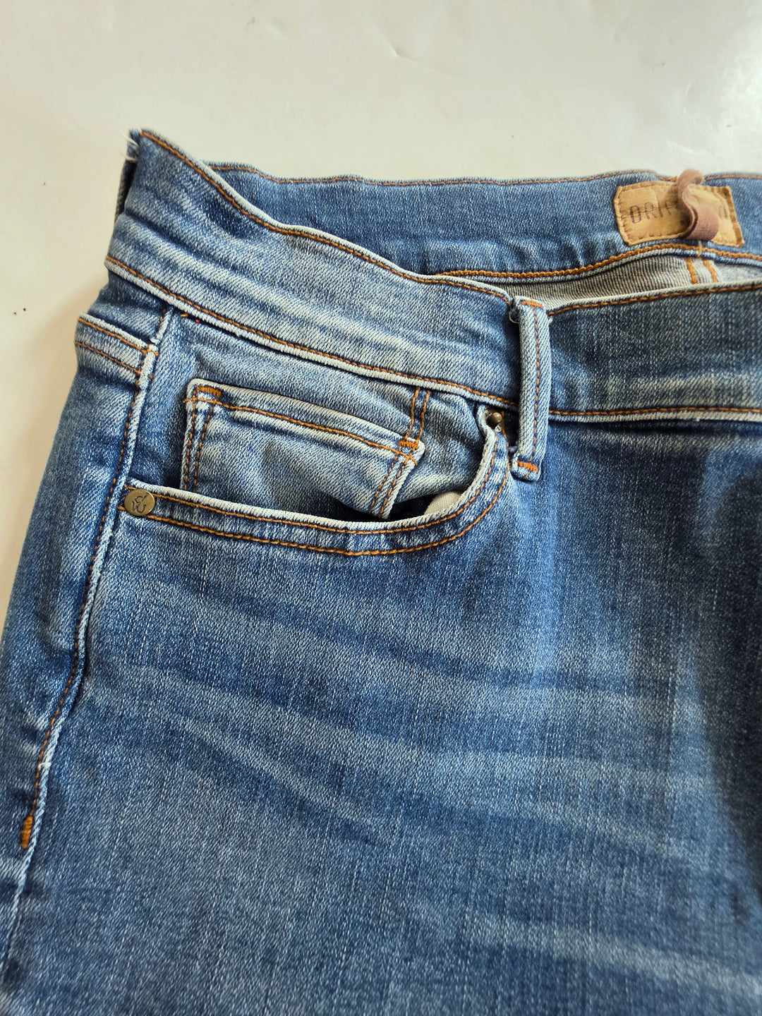 Driftwood Embroidered Jeans Size 26