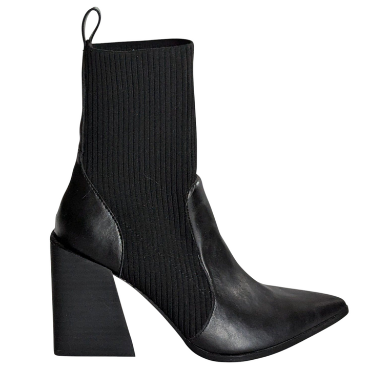 Steve Madden Tackle Sock Boots Size 6.5