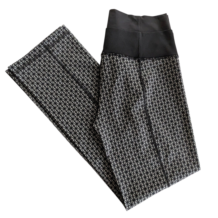 Lululemon Straight Up Leggings Size 8