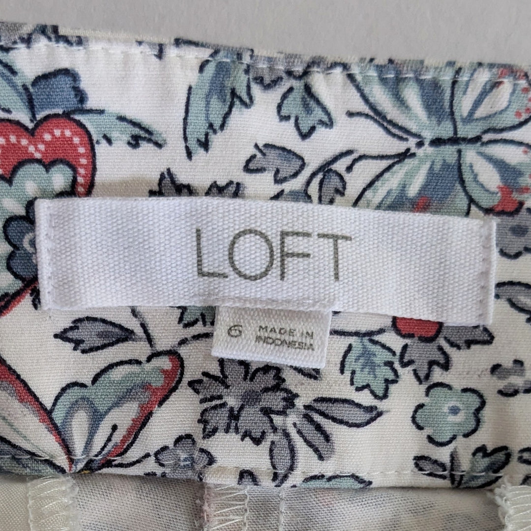 LOFT Floral Shorts Size 6