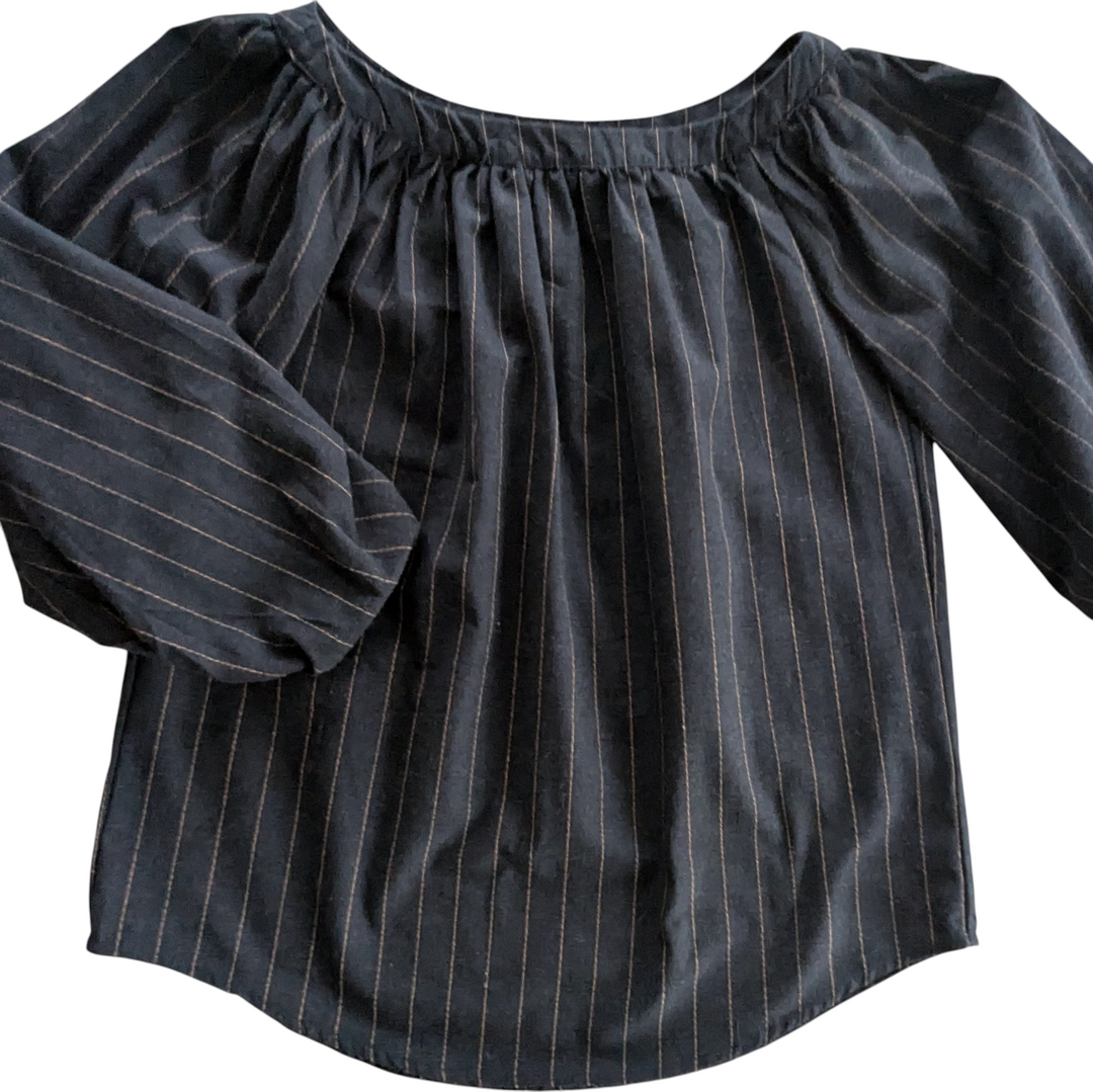 Listicle Navy Top Size Small
