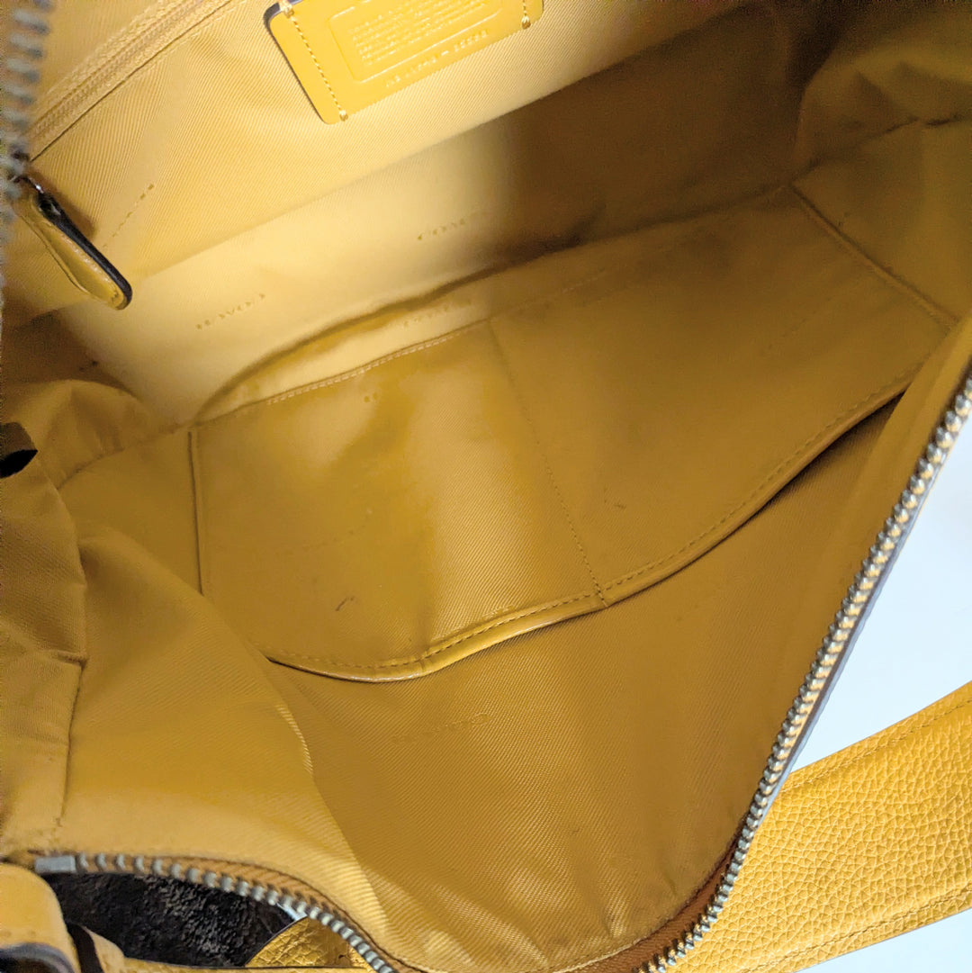 Coach Sutton 2 Way Hobo Bag