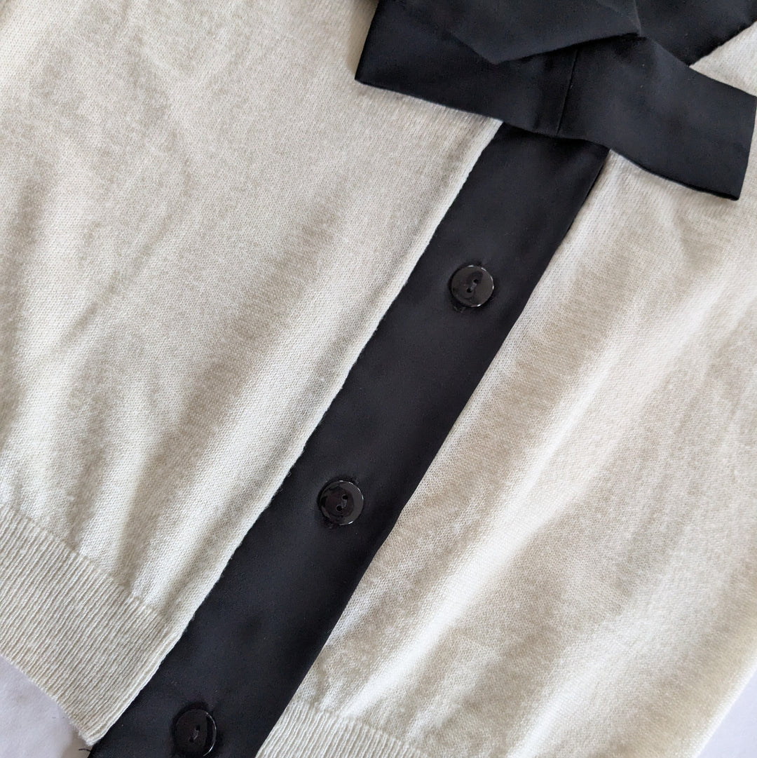 Few Moda Cardigan Size Medium